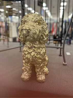 NEW GORGEOUS Gold Decorative DOODLE Sitting Figurine